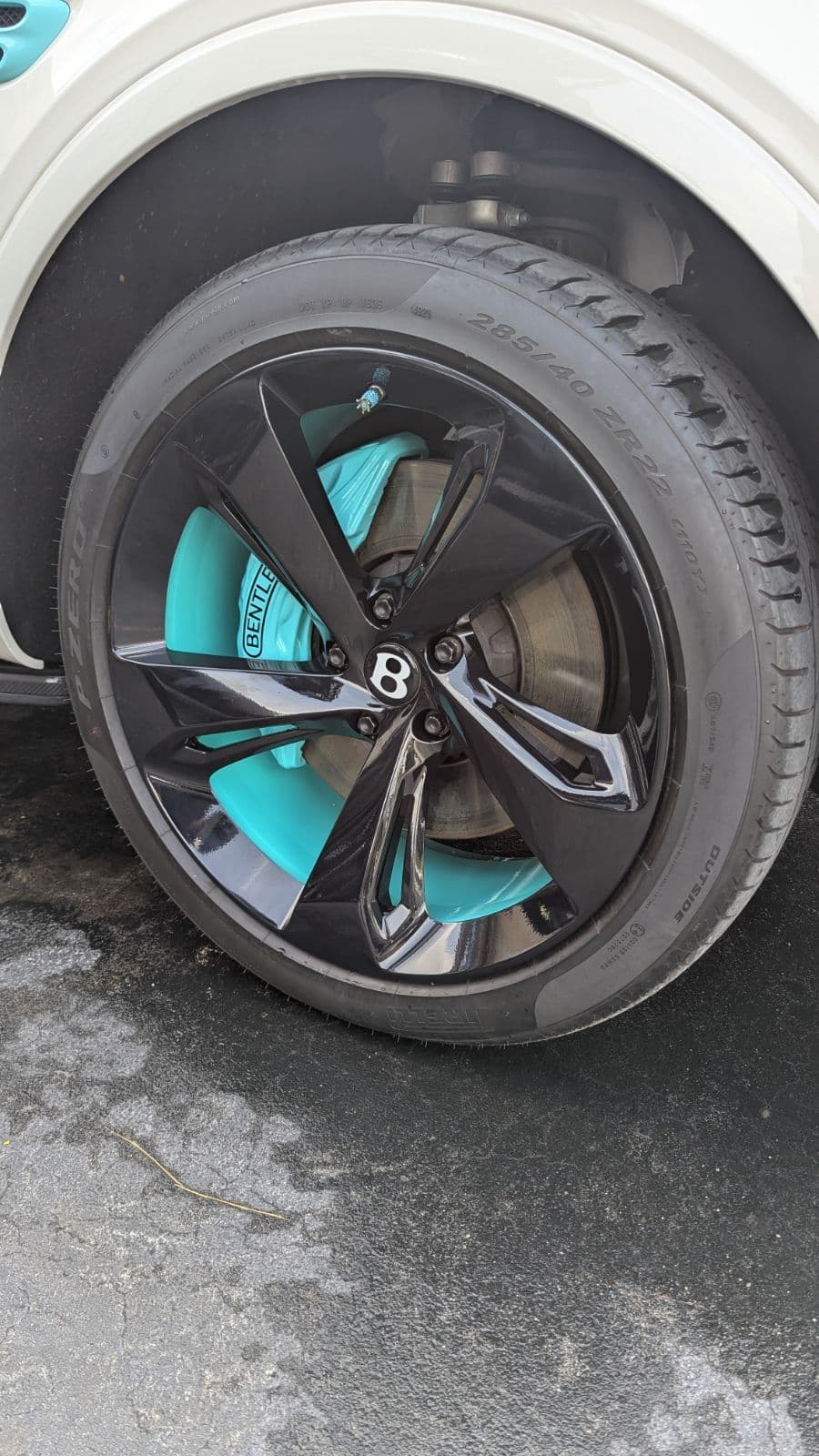 Powder Coating for Bentley Bentayga Wheels